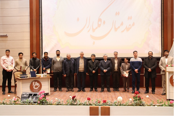 سخنرانی مهمانان ویژه در همایش علمی بتن که توسط شرکت فیدار بتن و دانشگاه منتظری برگزار شد:  جناب آقای مهندس بشیر ریاست محترم سازمان نظام مهندسی خراسان رضوی و مهندس سجادی مدیر کل اداره استاندارد خراسان رضوی